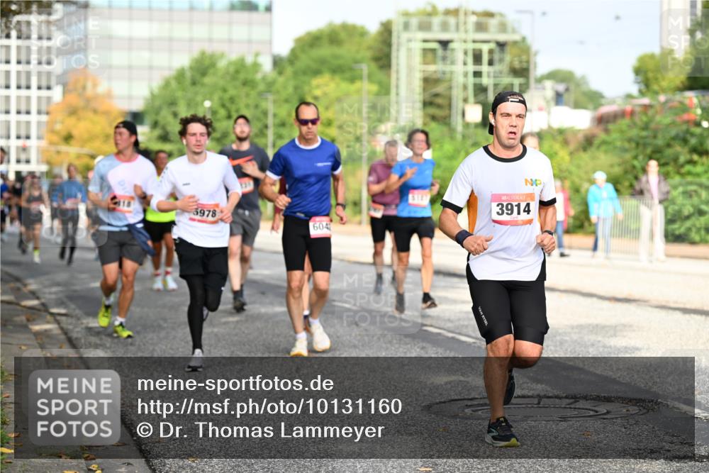 06.09.2026 - CURREX Alsterlauf Dr. Thomas Lammeyer http://msf.ph/oto/10131160 06.09.2026 09:54:09 Laufen 5978, 604, 5147, 3914 meine-sportfotos.de
