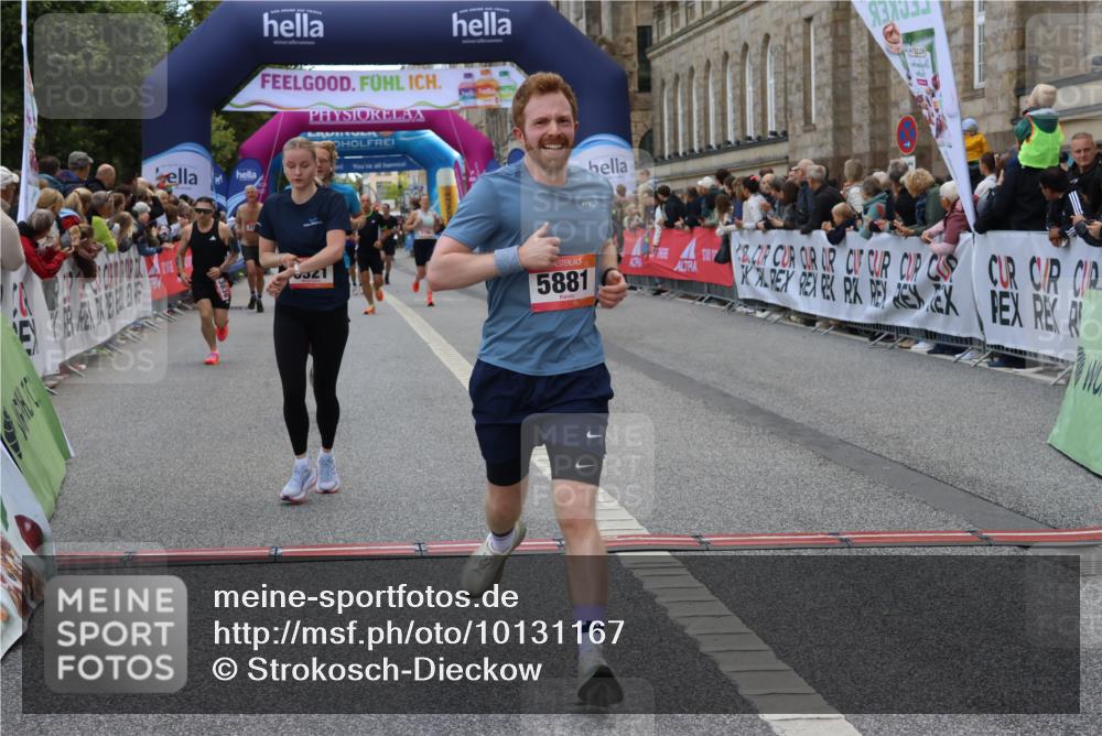 06.09.2026 - CURREX Alsterlauf Strokosch-Dieckow http://msf.ph/oto/10131167 06.09.2026 09:52:06 Ziel 3301, 3839, 3975, 4250, 4567, 5321, 5862, 5881, 6092, 6206, 8280 meine-sportfotos.de