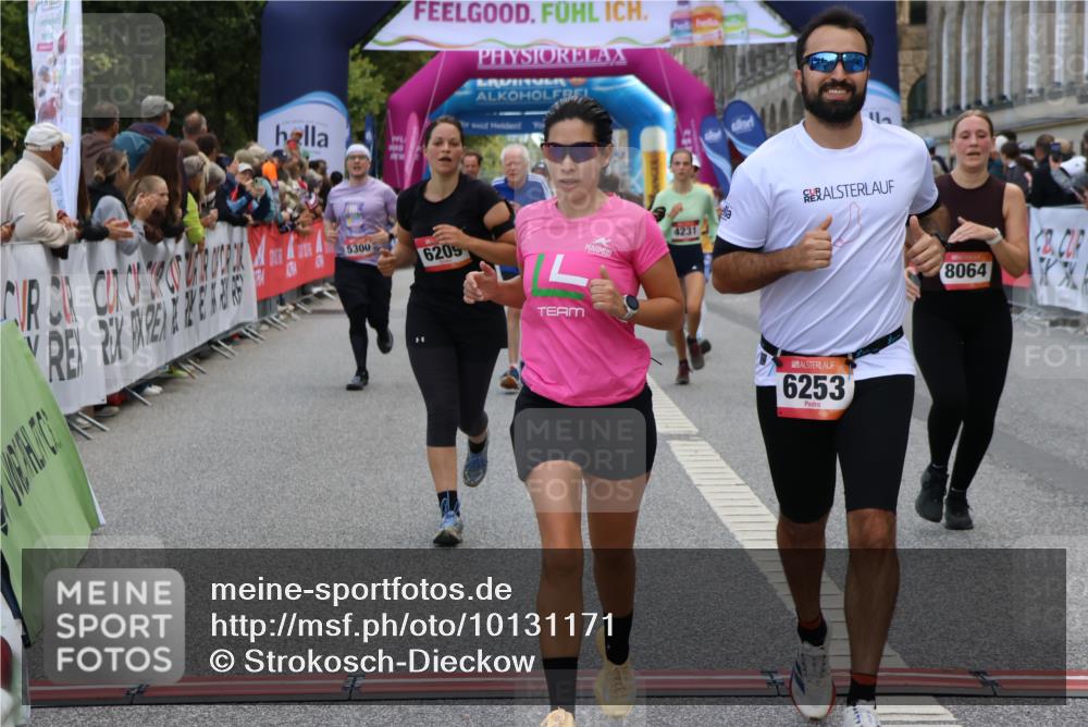 06.09.2026 - CURREX Alsterlauf Strokosch-Dieckow http://msf.ph/oto/10131171 06.09.2026 10:05:07 Ziel 2709, 3317, 3793, 3853, 3854, 3968, 4230, 4231, 4549, 4565, 4994, 5044, 5300, 5329, 5765, 6110, 6179, 6209, 6251, 6253, 8064, 8099, 8298 meine-sportfotos.de