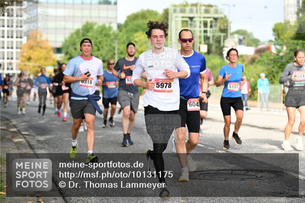 06.09.2026 - CURREX Alsterlauf Dr. Thomas Lammeyer http://msf.ph/oto/10131175 06.09.2026 09:54:11 Laufen 82, 0318, 5978, 604, 5107, 514 meine-sportfotos.de