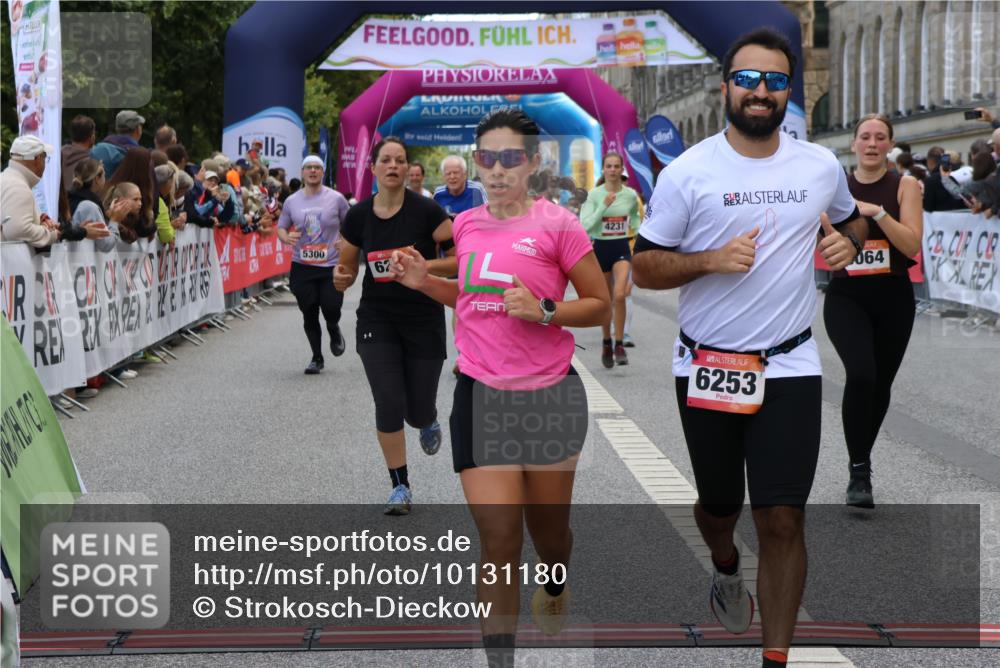 06.09.2026 - CURREX Alsterlauf Strokosch-Dieckow http://msf.ph/oto/10131180 06.09.2026 10:05:07 Ziel 2709, 3317, 3793, 3853, 3854, 3968, 4230, 4231, 4549, 4565, 4994, 5044, 5300, 5329, 5765, 6110, 6179, 6209, 6251, 6253, 8064, 8099, 8298 meine-sportfotos.de