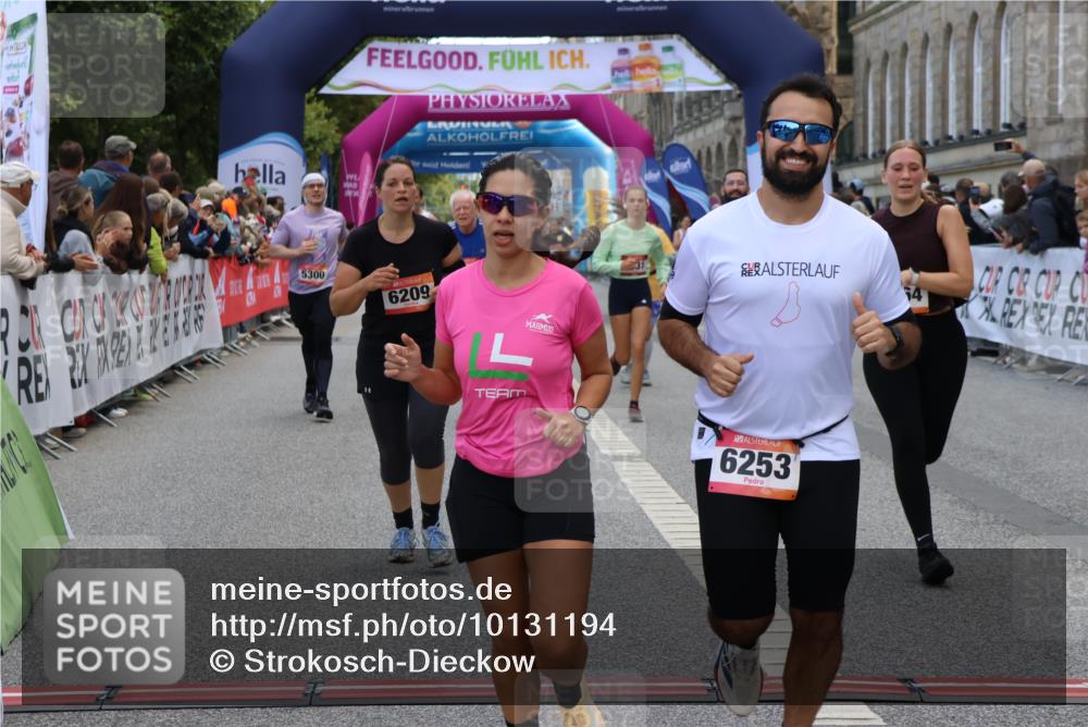 06.09.2026 - CURREX Alsterlauf Strokosch-Dieckow http://msf.ph/oto/10131194 06.09.2026 10:05:07 Ziel 2709, 3317, 3793, 3853, 3854, 3968, 4230, 4231, 4549, 4565, 4994, 5044, 5300, 5329, 5765, 6110, 6179, 6209, 6251, 6253, 8064, 8099, 8298 meine-sportfotos.de