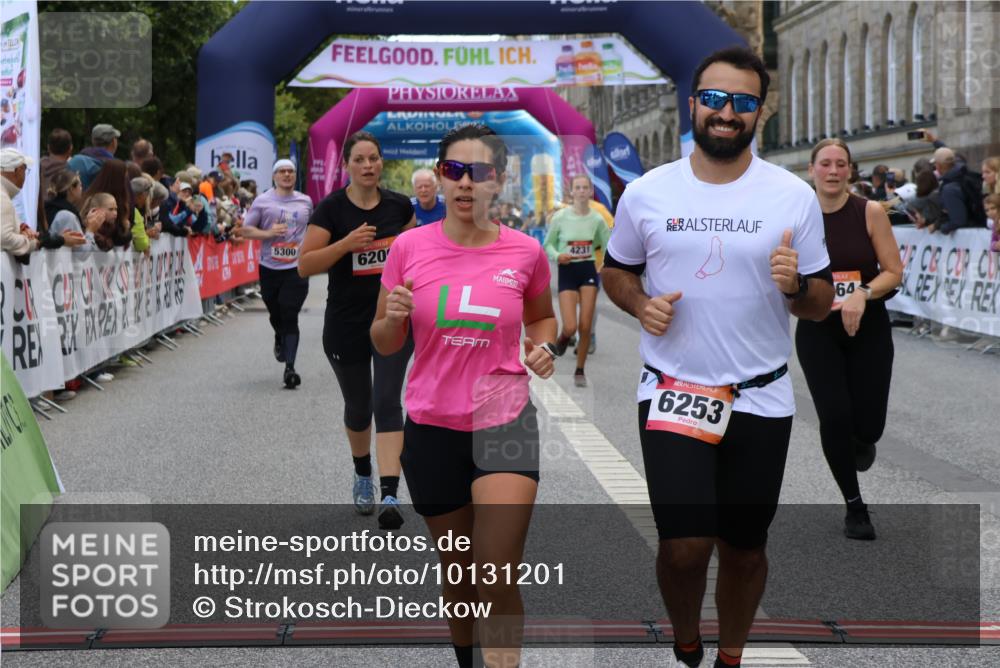 06.09.2026 - CURREX Alsterlauf Strokosch-Dieckow http://msf.ph/oto/10131201 06.09.2026 10:05:07 Ziel 2709, 3317, 3793, 3853, 3854, 3968, 4230, 4231, 4549, 4565, 4994, 5044, 5300, 5329, 5765, 6110, 6179, 6209, 6251, 6253, 8064, 8099, 8298 meine-sportfotos.de