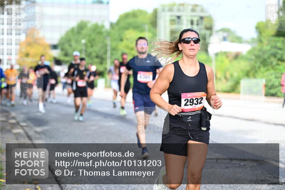 06.09.2026 - CURREX Alsterlauf Dr. Thomas Lammeyer http://msf.ph/oto/10131203 06.09.2026 09:54:20 Laufen 6365, 2932 meine-sportfotos.de