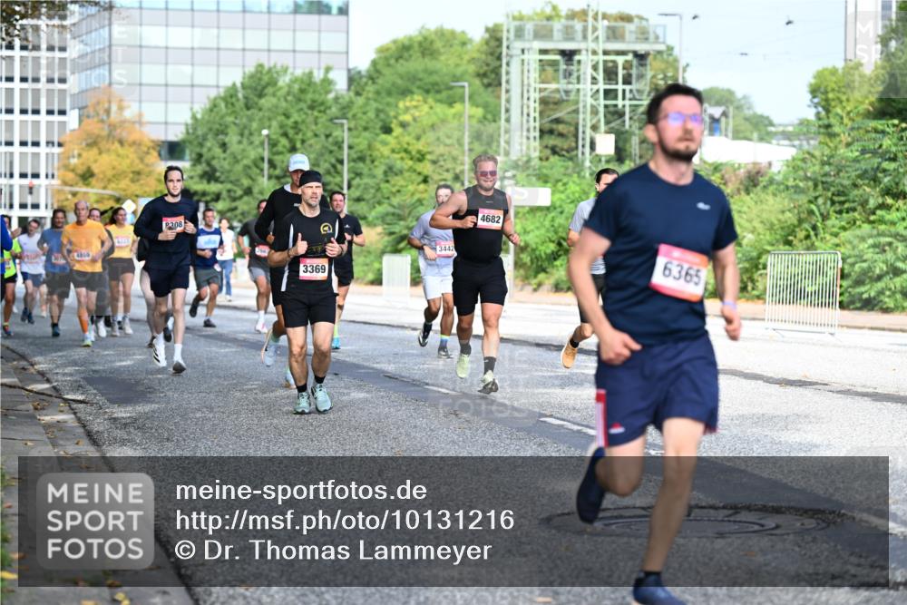 06.09.2026 - CURREX Alsterlauf Dr. Thomas Lammeyer http://msf.ph/oto/10131216 06.09.2026 09:54:21 Laufen 2308, 3442, 3369, 4682, 6365 meine-sportfotos.de