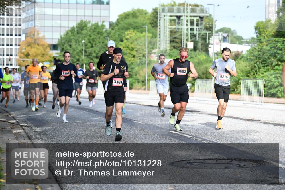 06.09.2026 - CURREX Alsterlauf Dr. Thomas Lammeyer http://msf.ph/oto/10131228 06.09.2026 09:54:22 Laufen 8308, 3369, 3442, 4682, 5215 meine-sportfotos.de