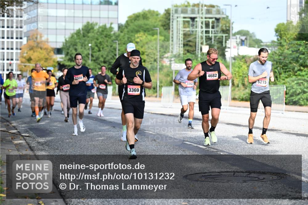 06.09.2026 - CURREX Alsterlauf Dr. Thomas Lammeyer http://msf.ph/oto/10131232 06.09.2026 09:54:22 Laufen 3300, 2308, 3369, 3442, 4682, 5215 meine-sportfotos.de