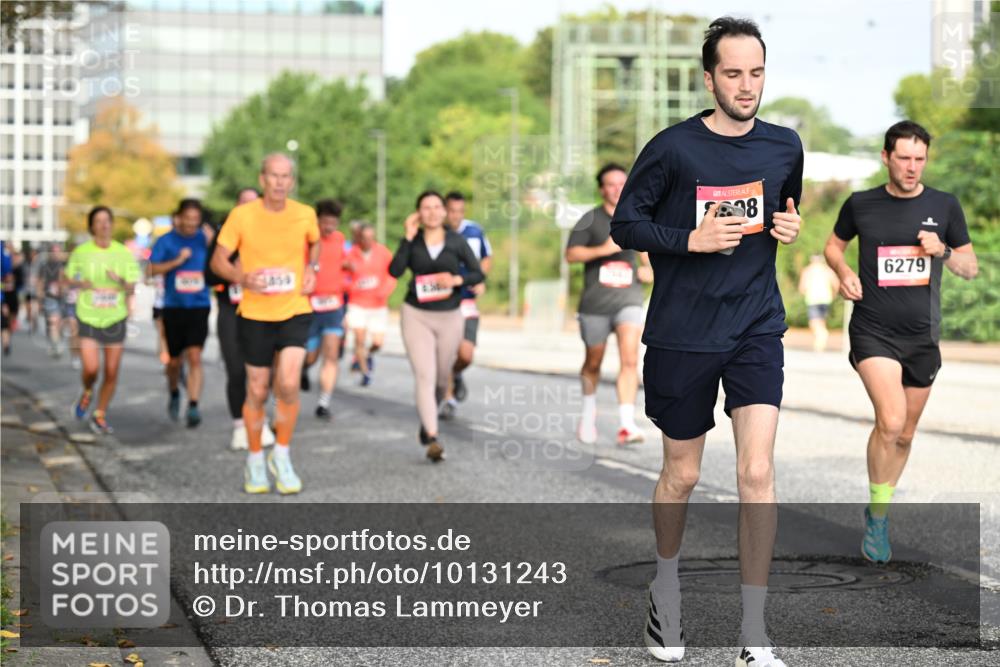06.09.2026 - CURREX Alsterlauf Dr. Thomas Lammeyer http://msf.ph/oto/10131243 06.09.2026 09:54:26 Laufen 8, 6279 meine-sportfotos.de
