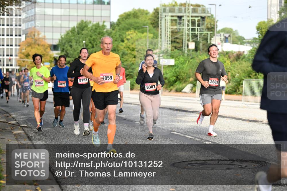 06.09.2026 - CURREX Alsterlauf Dr. Thomas Lammeyer http://msf.ph/oto/10131252 06.09.2026 09:54:27 Laufen 8152, 3403, 3075, 4859, 8307, 2663 meine-sportfotos.de