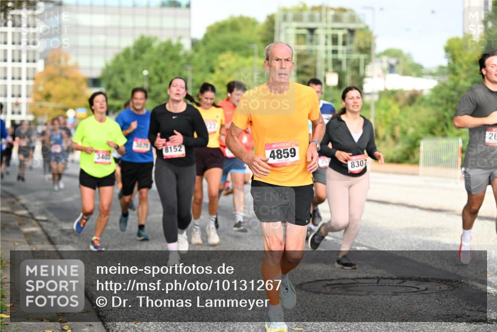 06.09.2026 - CURREX Alsterlauf Dr. Thomas Lammeyer http://msf.ph/oto/10131267 06.09.2026 09:54:28 Laufen 3079, 8152, 110, 4859, 8307, 26 meine-sportfotos.de