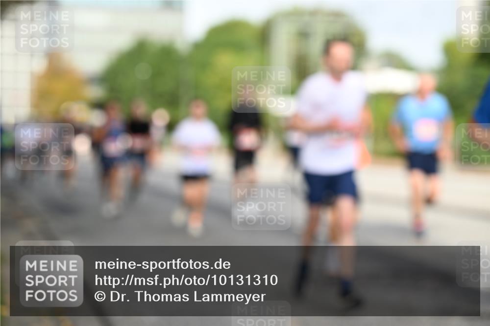 06.09.2026 - CURREX Alsterlauf Dr. Thomas Lammeyer http://msf.ph/oto/10131310 06.09.2026 09:54:32 Laufen  meine-sportfotos.de