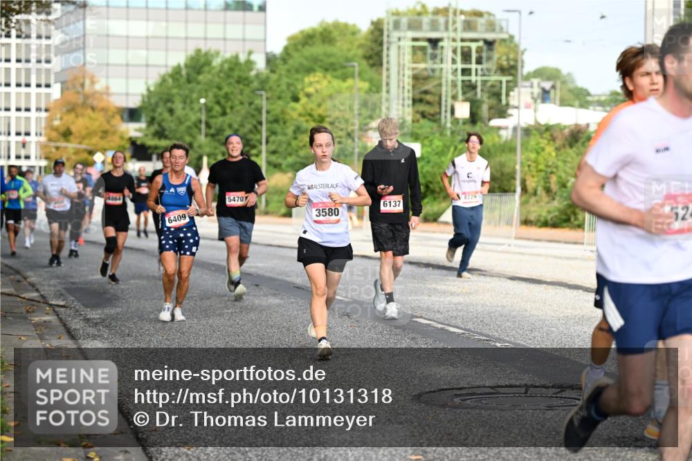 06.09.2026 - CURREX Alsterlauf Dr. Thomas Lammeyer http://msf.ph/oto/10131318 06.09.2026 09:54:33 Laufen 54701, 6409, 3580, 8229, 6137, 524 meine-sportfotos.de