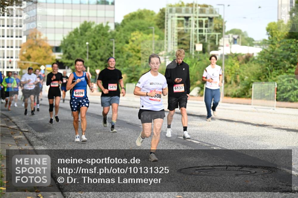 06.09.2026 - CURREX Alsterlauf Dr. Thomas Lammeyer http://msf.ph/oto/10131325 06.09.2026 09:54:33 Laufen 4364, 5470, 6409, 580, 6137 meine-sportfotos.de
