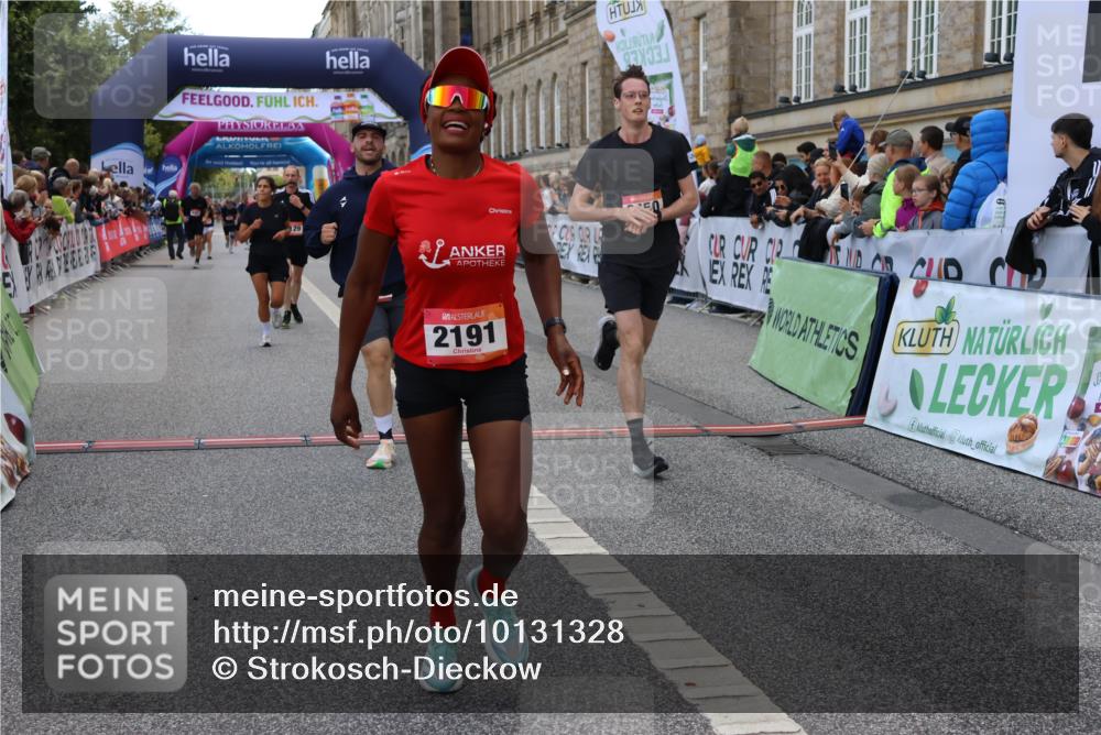 06.09.2026 - CURREX Alsterlauf Strokosch-Dieckow http://msf.ph/oto/10131328 06.09.2026 09:52:17 Ziel 2118, 2191, 2284, 2758, 3289, 3301, 3450, 3789, 4462, 5129, 5287, 8071 meine-sportfotos.de