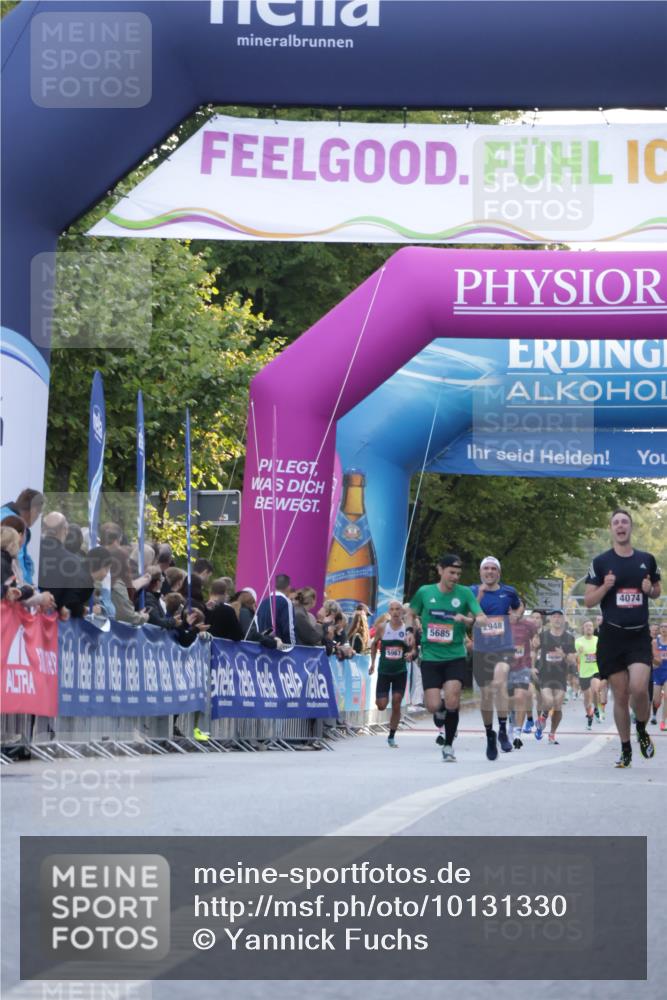 06.09.2026 - CURREX Alsterlauf Yannick Fuchs http://msf.ph/oto/10131330 06.09.2026 09:39:10 Ziel 4164, 4706, 5161 meine-sportfotos.de