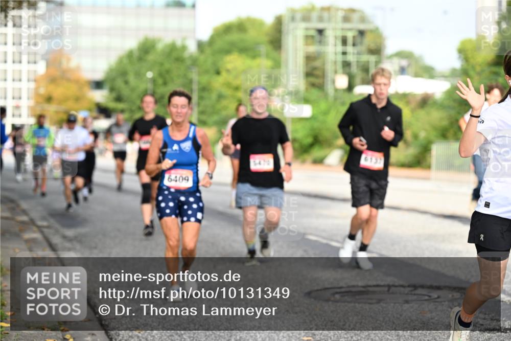 06.09.2026 - CURREX Alsterlauf Dr. Thomas Lammeyer http://msf.ph/oto/10131349 06.09.2026 09:54:35 Laufen 6409, 6137 meine-sportfotos.de