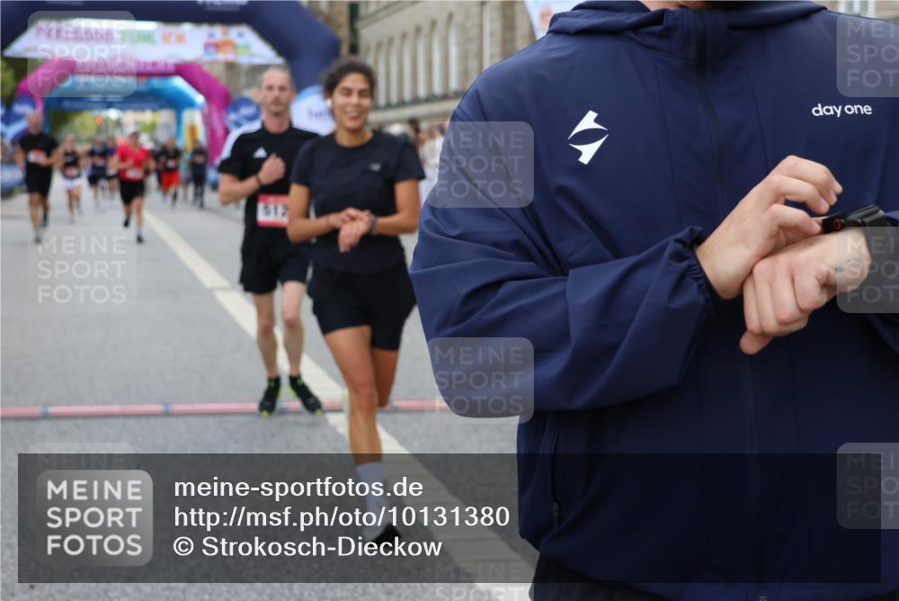 06.09.2026 - CURREX Alsterlauf Strokosch-Dieckow http://msf.ph/oto/10131380 06.09.2026 09:52:19 Ziel 2118, 2191, 2284, 2758, 2765, 3124, 3289, 3450, 3789, 4301, 4462, 5129, 5287, 8071 meine-sportfotos.de