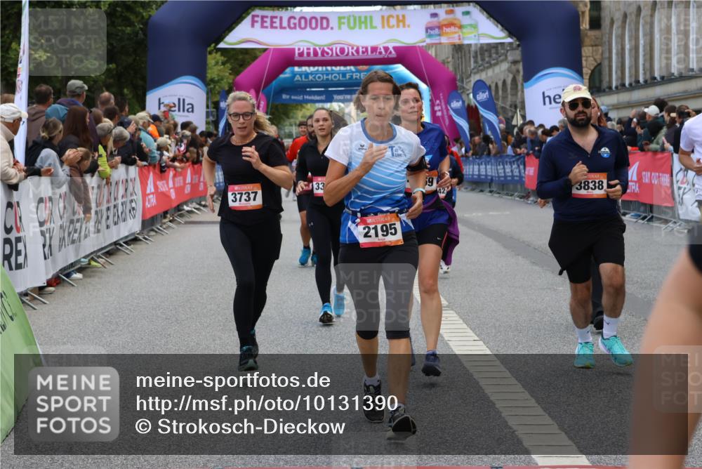 06.09.2026 - CURREX Alsterlauf Strokosch-Dieckow http://msf.ph/oto/10131390 06.09.2026 10:05:21 Ziel 1239, 2195, 3011, 3336, 3737, 3838, 4151, 4642, 4769, 6155, 6242, 6392, 8243 meine-sportfotos.de