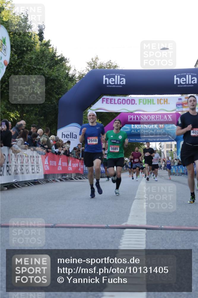 06.09.2026 - CURREX Alsterlauf Yannick Fuchs http://msf.ph/oto/10131405 06.09.2026 09:39:17 Ziel 2948, 4074, 5685 meine-sportfotos.de