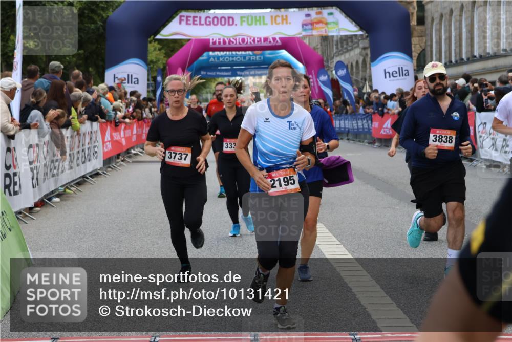 06.09.2026 - CURREX Alsterlauf Strokosch-Dieckow http://msf.ph/oto/10131421 06.09.2026 10:05:21 Ziel 1239, 2195, 3011, 3336, 3737, 3838, 4151, 4642, 4769, 6155, 6242, 6392, 8243 meine-sportfotos.de
