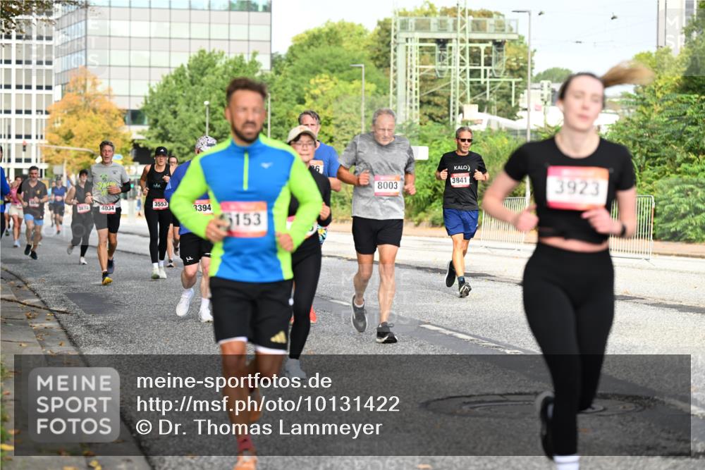 06.09.2026 - CURREX Alsterlauf Dr. Thomas Lammeyer http://msf.ph/oto/10131422 06.09.2026 09:54:42 Laufen 3553, 3872, 4034, 3394, 6153, 3841, 8003, 3923 meine-sportfotos.de