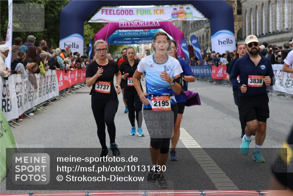 06.09.2026 - CURREX Alsterlauf Strokosch-Dieckow http://msf.ph/oto/10131430 06.09.2026 10:05:21 Ziel 1239, 2195, 3011, 3336, 3737, 3838, 4151, 4642, 4769, 6155, 6242, 6392, 8243 meine-sportfotos.de
