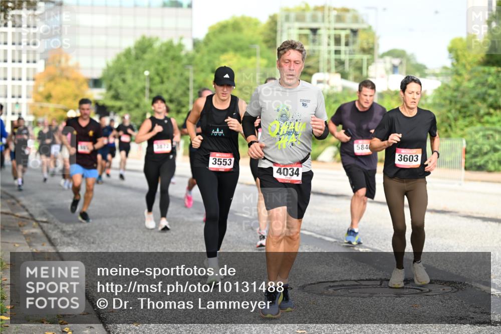 06.09.2026 - CURREX Alsterlauf Dr. Thomas Lammeyer http://msf.ph/oto/10131488 06.09.2026 09:54:48 Laufen 472, 3553, 4034, 10, 584, 3603 meine-sportfotos.de