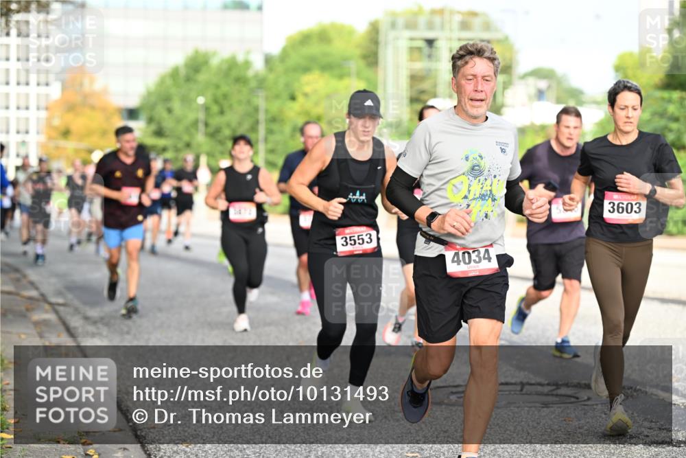 06.09.2026 - CURREX Alsterlauf Dr. Thomas Lammeyer http://msf.ph/oto/10131493 06.09.2026 09:54:48 Laufen 10, 3553, 4034, 3603 meine-sportfotos.de