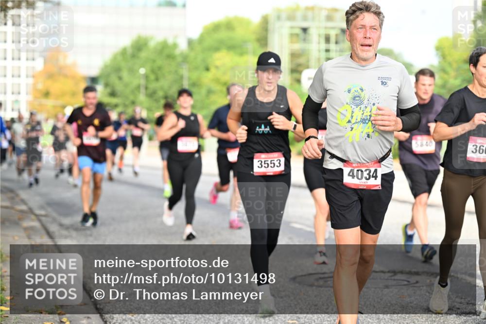 06.09.2026 - CURREX Alsterlauf Dr. Thomas Lammeyer http://msf.ph/oto/10131498 06.09.2026 09:54:49 Laufen 3553, 4034, 101, 5840, 36, 36 meine-sportfotos.de