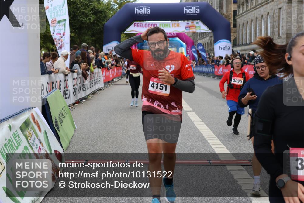 06.09.2026 - CURREX Alsterlauf Strokosch-Dieckow http://msf.ph/oto/10131522 06.09.2026 10:05:26 Ziel 1239, 2195, 2310, 3011, 3315, 3336, 3527, 3528, 3737, 3838, 3890, 4151, 4642, 4769 meine-sportfotos.de
