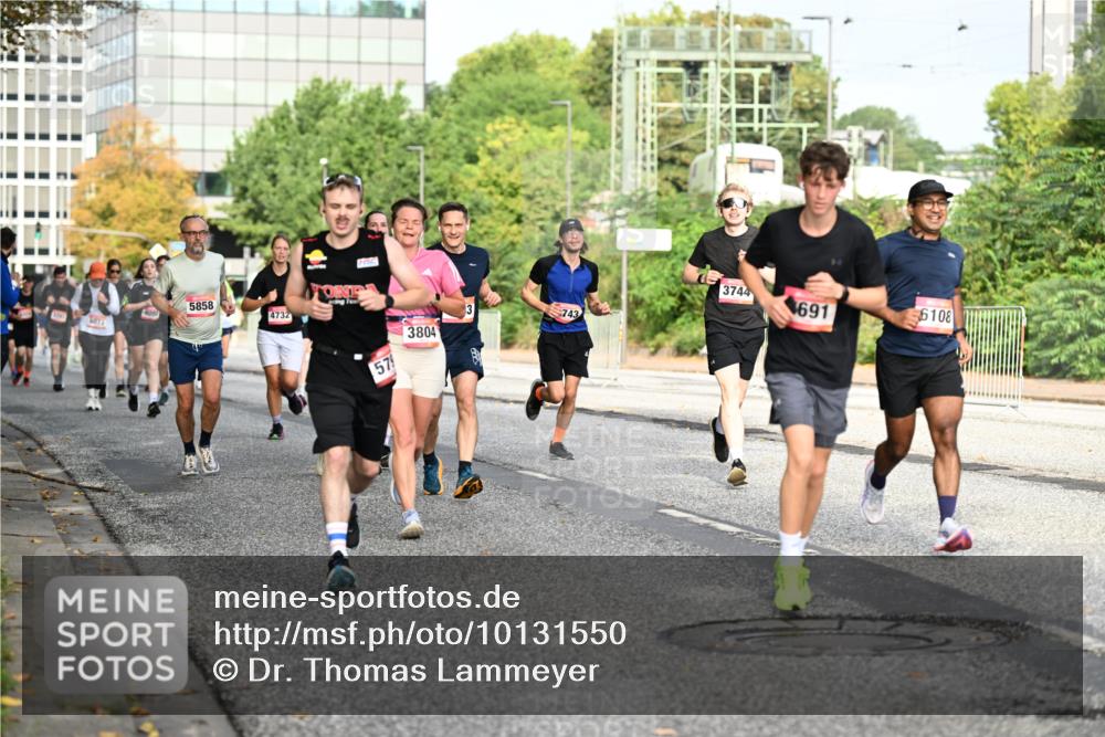 06.09.2026 - CURREX Alsterlauf Dr. Thomas Lammeyer http://msf.ph/oto/10131550 06.09.2026 09:54:54 Laufen 1873, 5858, 4732, 57, 743, 3804, 3744, 691, 6108 meine-sportfotos.de