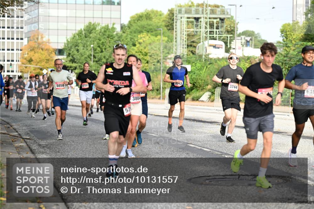 06.09.2026 - CURREX Alsterlauf Dr. Thomas Lammeyer http://msf.ph/oto/10131557 06.09.2026 09:54:54 Laufen 5858, 4732, 57, 3804, 3743, 3744, 610 meine-sportfotos.de