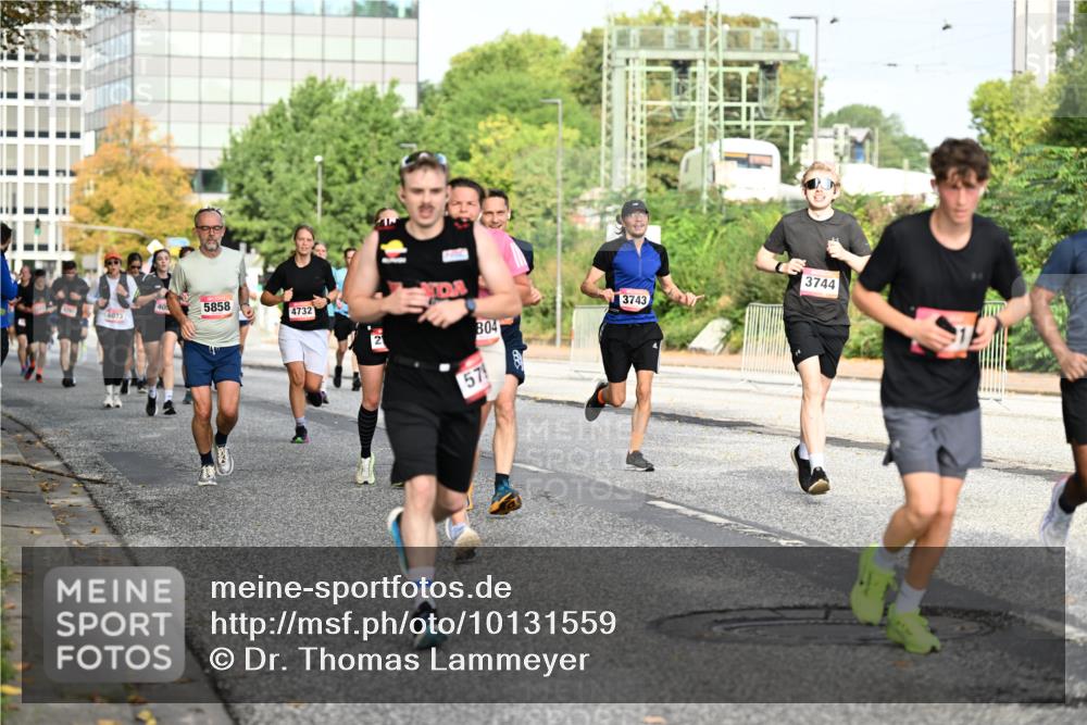 06.09.2026 - CURREX Alsterlauf Dr. Thomas Lammeyer http://msf.ph/oto/10131559 06.09.2026 09:54:54 Laufen 5858, 4732, 6073, 804, 3743, 3744, 57 meine-sportfotos.de