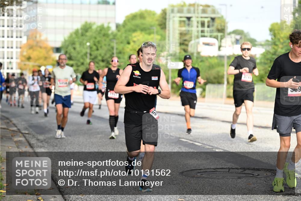 06.09.2026 - CURREX Alsterlauf Dr. Thomas Lammeyer http://msf.ph/oto/10131562 06.09.2026 09:54:55 Laufen 454, 3744, 59 meine-sportfotos.de