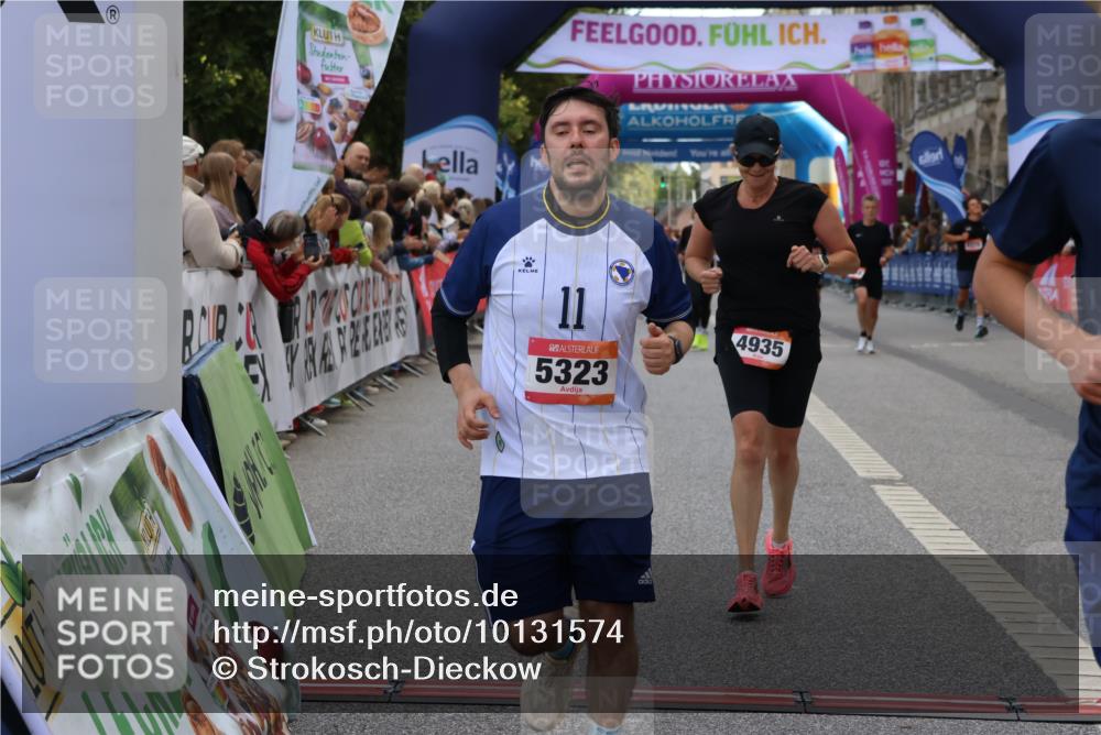 06.09.2026 - CURREX Alsterlauf Strokosch-Dieckow http://msf.ph/oto/10131574 06.09.2026 09:52:31 Ziel 2495, 2511, 2529, 2970, 3217, 3316, 4005, 4643, 4935, 5294, 5323, 5454, 5677, 6139 meine-sportfotos.de