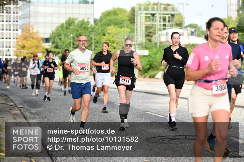 06.09.2026 - CURREX Alsterlauf Dr. Thomas Lammeyer http://msf.ph/oto/10131582 06.09.2026 09:54:57 Laufen 4660, 5858, 4732, 2711, 3804 meine-sportfotos.de