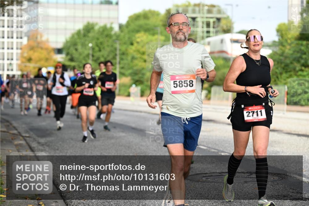 06.09.2026 - CURREX Alsterlauf Dr. Thomas Lammeyer http://msf.ph/oto/10131603 06.09.2026 09:54:58 Laufen 5858, 2711 meine-sportfotos.de