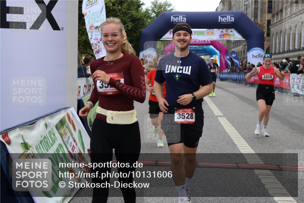 06.09.2026 - CURREX Alsterlauf Strokosch-Dieckow http://msf.ph/oto/10131606 06.09.2026 10:05:30 Ziel 2310, 3011, 3315, 3336, 3527, 3528, 3890, 4151, 4152, 4511, 4642, 5349 meine-sportfotos.de