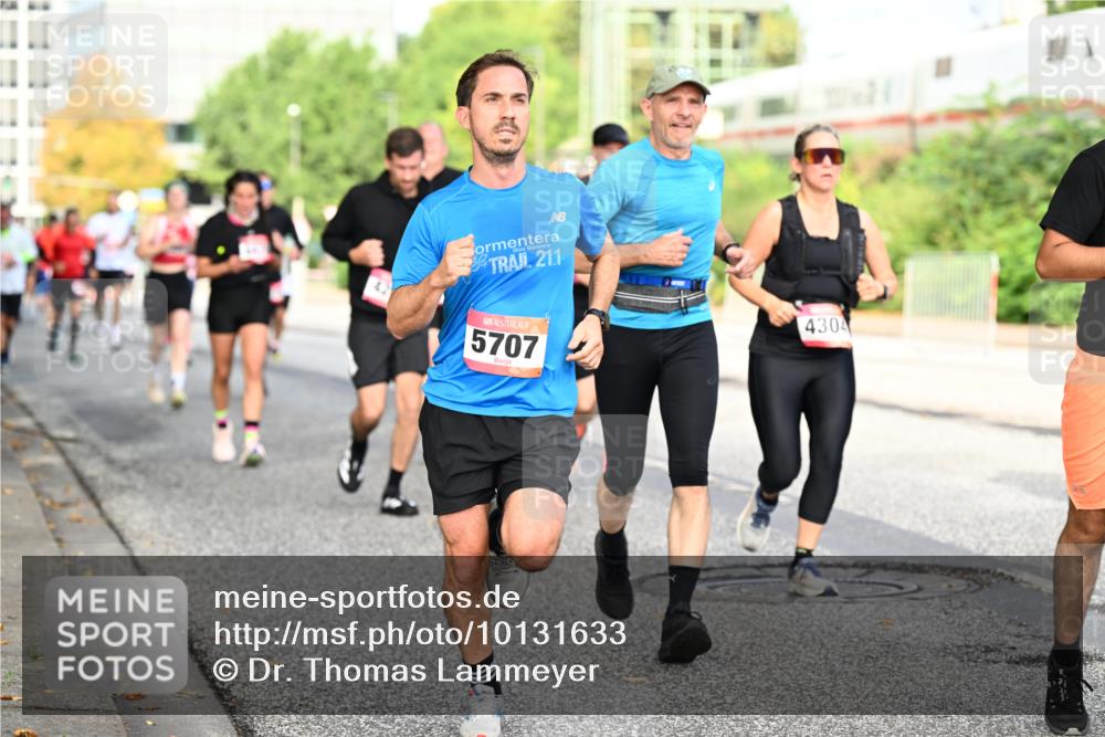 06.09.2026 - CURREX Alsterlauf Dr. Thomas Lammeyer http://msf.ph/oto/10131633 06.09.2026 09:55:06 Laufen 21, 1, 5707, 4304 meine-sportfotos.de