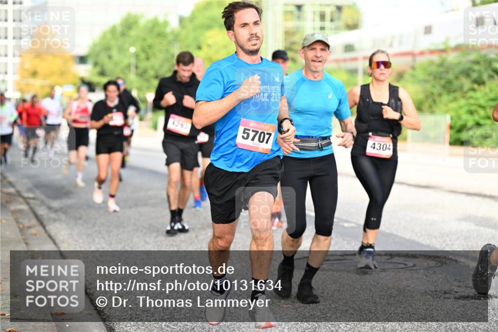 06.09.2026 - CURREX Alsterlauf Dr. Thomas Lammeyer http://msf.ph/oto/10131634 06.09.2026 09:55:06 Laufen 211, 5707, 4304 meine-sportfotos.de