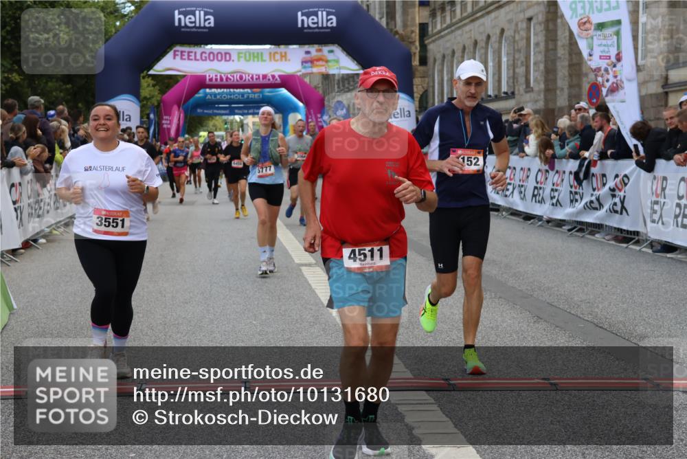 06.09.2026 - CURREX Alsterlauf Strokosch-Dieckow http://msf.ph/oto/10131680 06.09.2026 10:05:35 Ziel 2310, 3064, 3315, 3527, 3528, 4152, 4408, 4511, 5349, 5373, 5777, 6458 meine-sportfotos.de