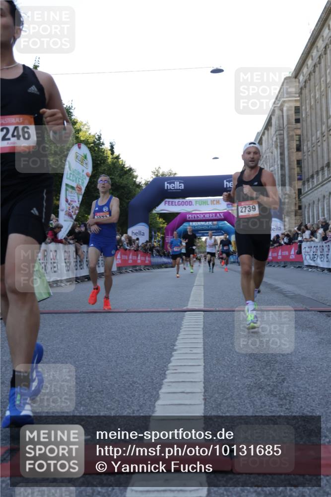 06.09.2026 - CURREX Alsterlauf Yannick Fuchs http://msf.ph/oto/10131685 06.09.2026 09:39:27 Ziel 2739, 2948, 3270, 3759, 3972, 4074, 4163, 4698, 4866, 5246, 5339, 5639, 5685, 5967 meine-sportfotos.de