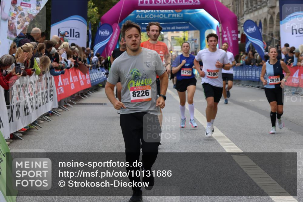 06.09.2026 - CURREX Alsterlauf Strokosch-Dieckow http://msf.ph/oto/10131686 06.09.2026 09:52:39 Ziel 2529, 2936, 3058, 3380, 3471, 3808, 4375, 4826, 5294, 5750, 5928, 8226 meine-sportfotos.de