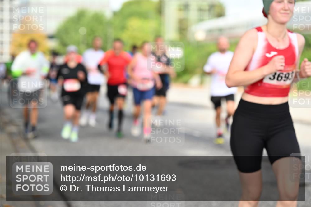 06.09.2026 - CURREX Alsterlauf Dr. Thomas Lammeyer http://msf.ph/oto/10131693 06.09.2026 09:55:12 Laufen 3693 meine-sportfotos.de