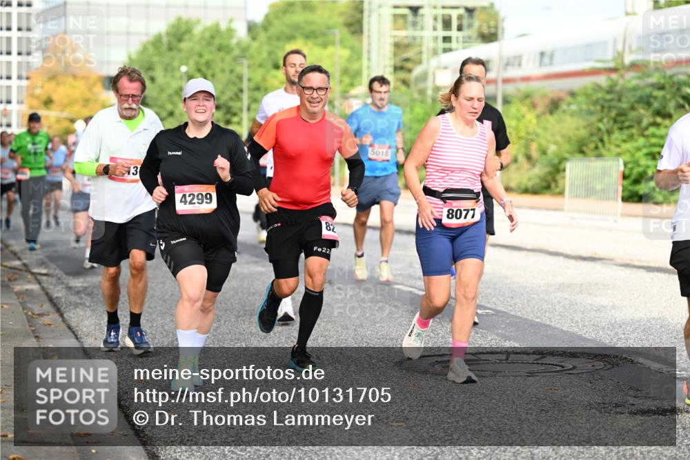 06.09.2026 - CURREX Alsterlauf Dr. Thomas Lammeyer http://msf.ph/oto/10131705 06.09.2026 09:55:13 Laufen 13, 4299, 5018, 82, 8077, 22 meine-sportfotos.de