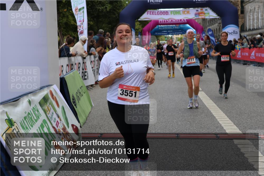 06.09.2026 - CURREX Alsterlauf Strokosch-Dieckow http://msf.ph/oto/10131714 06.09.2026 10:05:36 Ziel 2310, 3064, 3315, 4152, 4408, 4511, 5135, 5349, 5373, 5405, 5406, 5777, 6458 meine-sportfotos.de