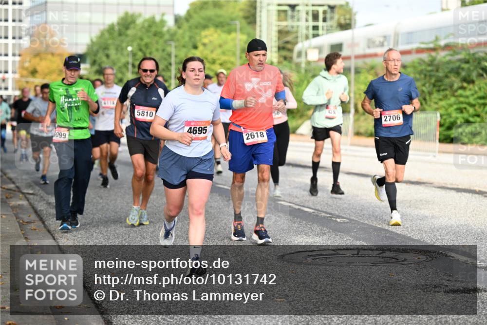 06.09.2026 - CURREX Alsterlauf Dr. Thomas Lammeyer http://msf.ph/oto/10131742 06.09.2026 09:55:17 Laufen 5099, 5810, 4695, 2618, 2706 meine-sportfotos.de