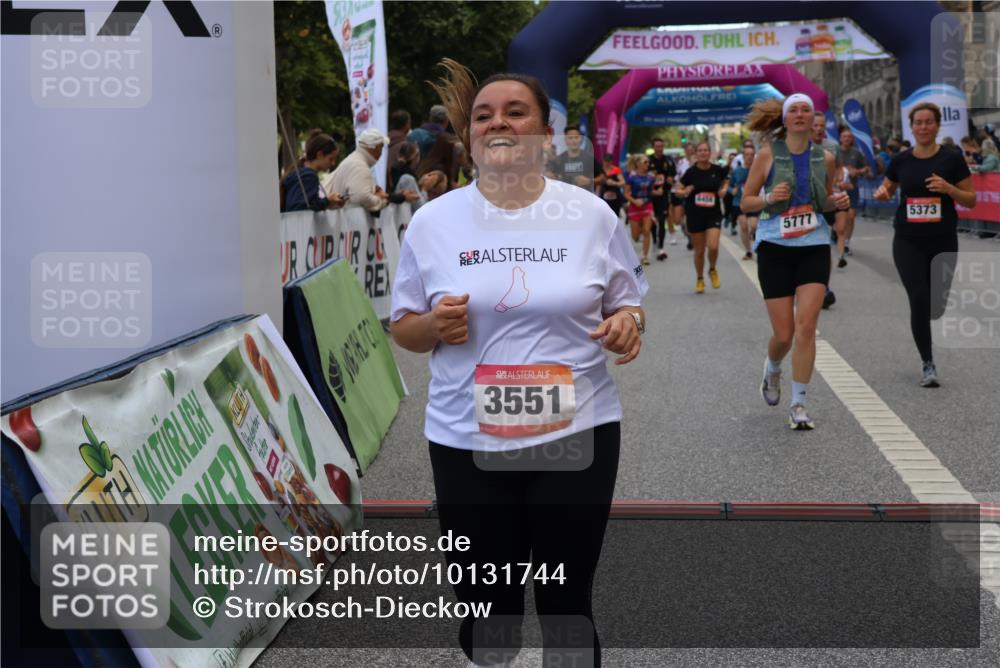 06.09.2026 - CURREX Alsterlauf Strokosch-Dieckow http://msf.ph/oto/10131744 06.09.2026 10:05:36 Ziel 2310, 3064, 3315, 4152, 4408, 4511, 5135, 5349, 5373, 5405, 5406, 5777, 6458 meine-sportfotos.de
