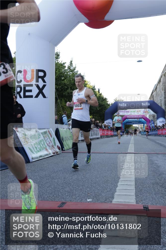 06.09.2026 - CURREX Alsterlauf Yannick Fuchs http://msf.ph/oto/10131802 06.09.2026 09:39:33 Ziel 2727, 2739, 3270, 3759, 3972, 4163, 5246, 5334, 5339, 5803 meine-sportfotos.de