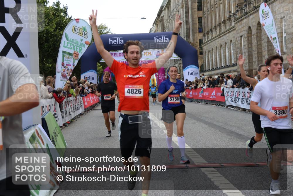 06.09.2026 - CURREX Alsterlauf Strokosch-Dieckow http://msf.ph/oto/10131809 06.09.2026 09:52:42 Ziel 2799, 2936, 3058, 3380, 3471, 3808, 4375, 4457, 4826, 5750, 5928, 8226 meine-sportfotos.de